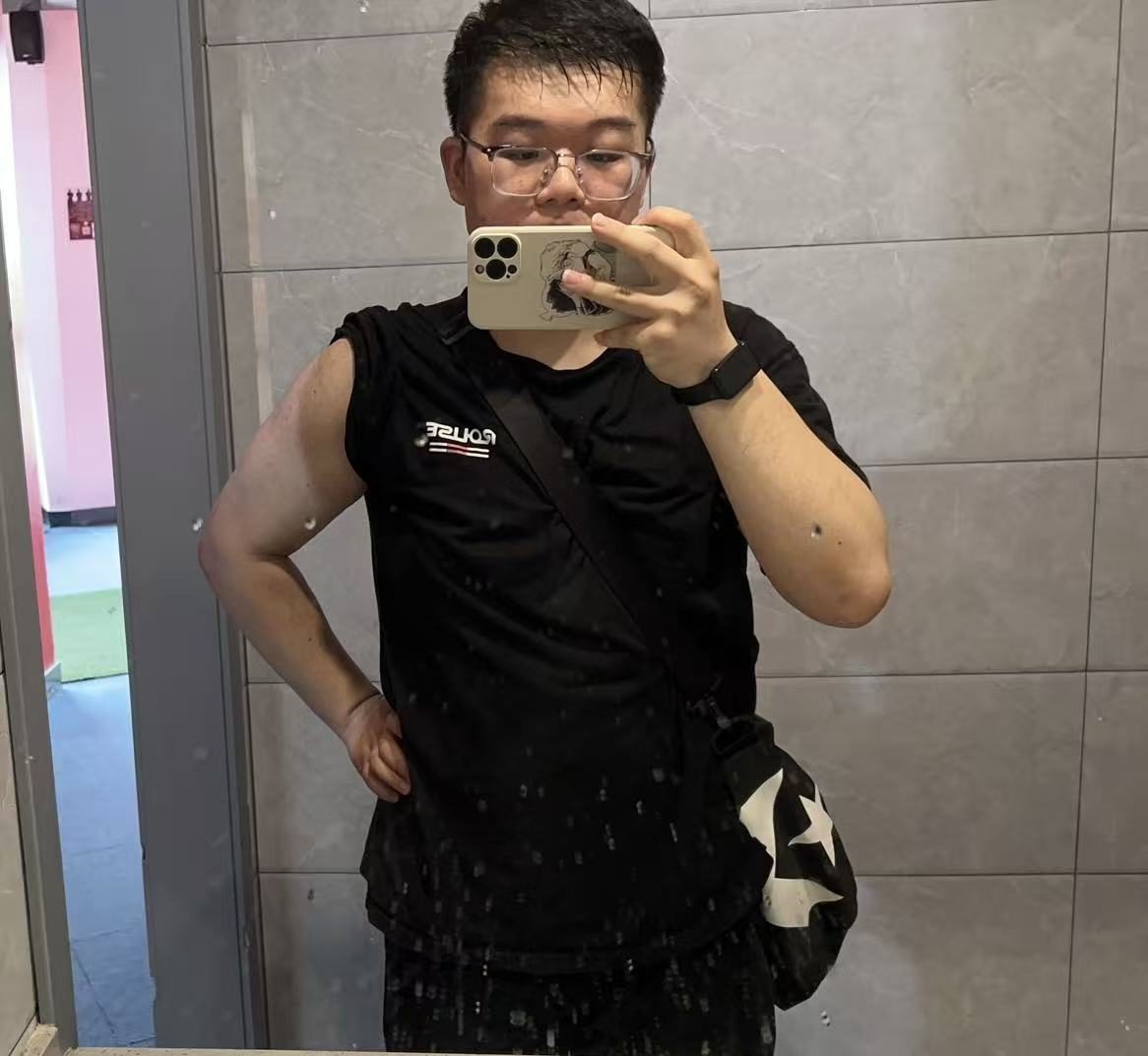 Mirror selfie after a workout
